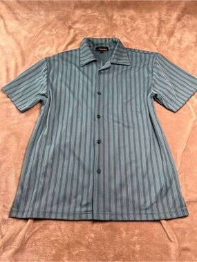 NOTORIOUS Turquoise Blue Short Sleeve Button-Up Collared Office Shirt - Sz M